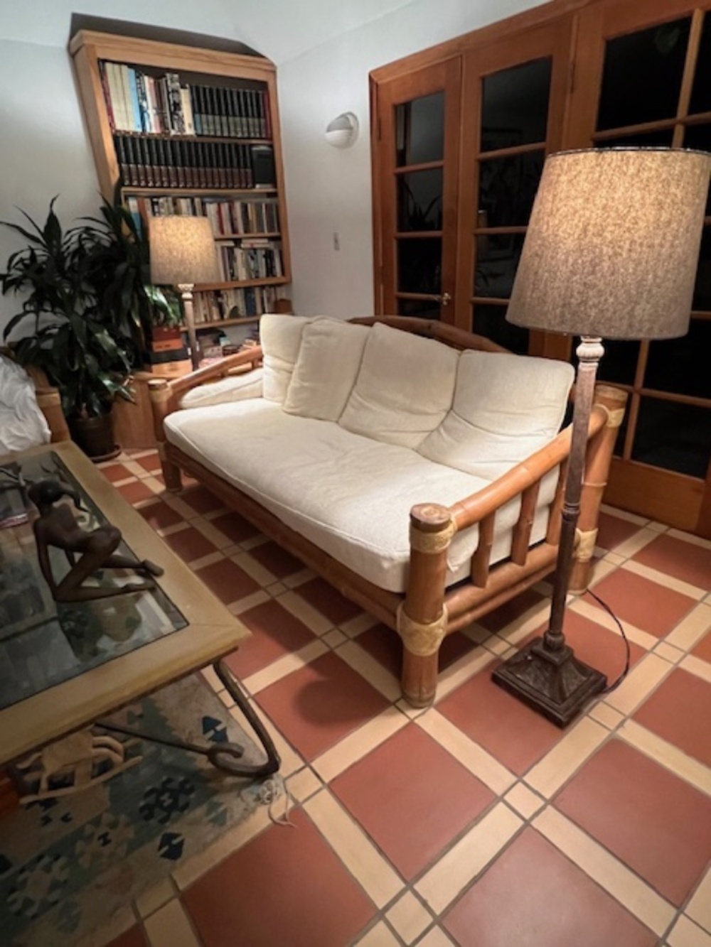 SET OF TWO MATCHING TRADITIONAL FLOOR LAMPS